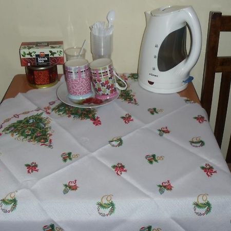 Dome Pearl Hostel รีกา ภายนอก รูปภาพ